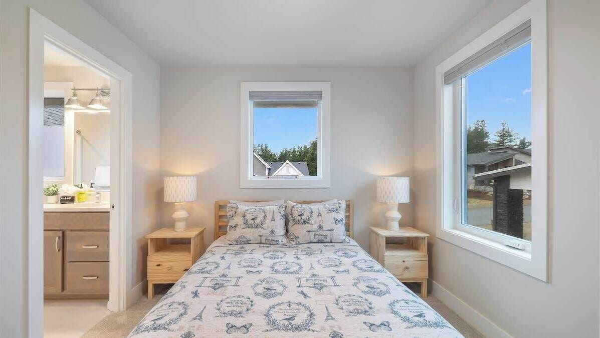 Photo of Bedroom in Manzanita