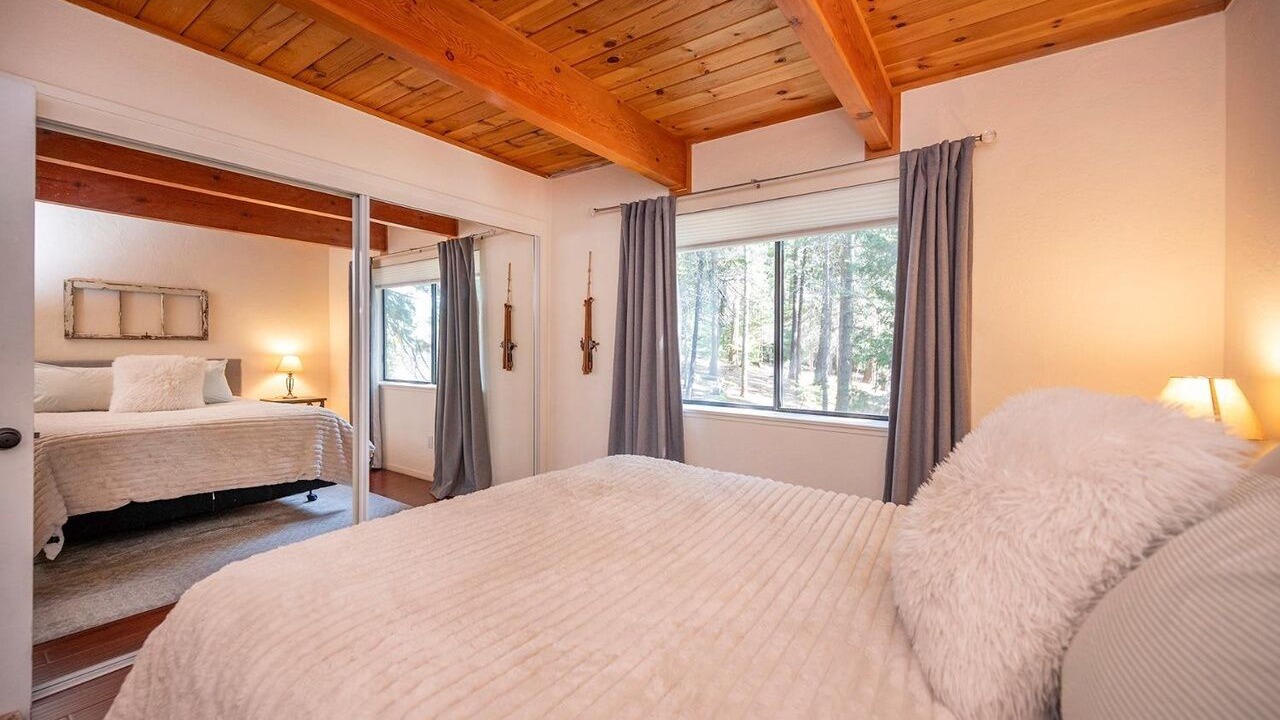 Photo of Bedroom in Arnold