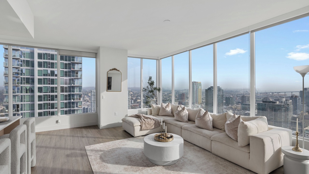 Photo of Livingroom in Gaslamp Quarter