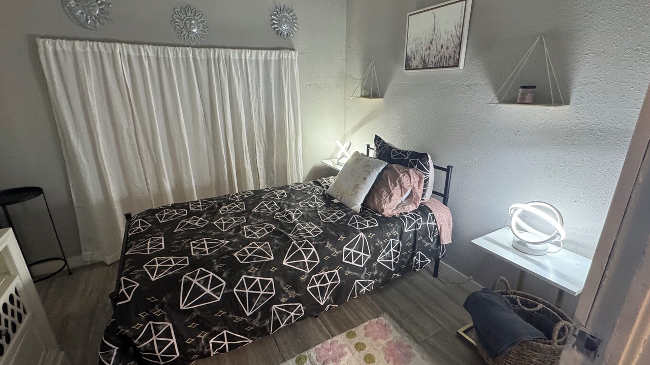 Photo of Bedroom in Tulsa