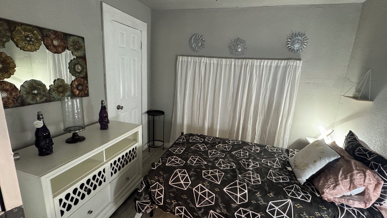 Photo of Bedroom in Tulsa