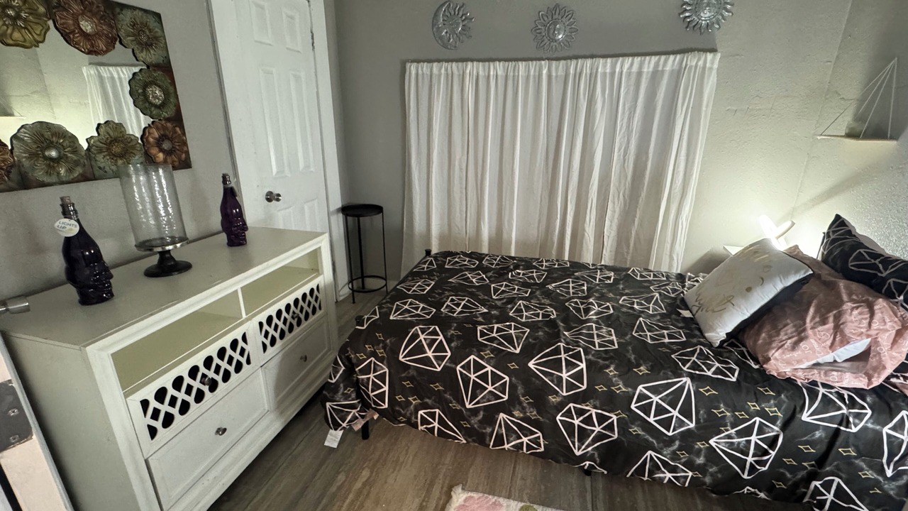 Photo of Bedroom in Tulsa