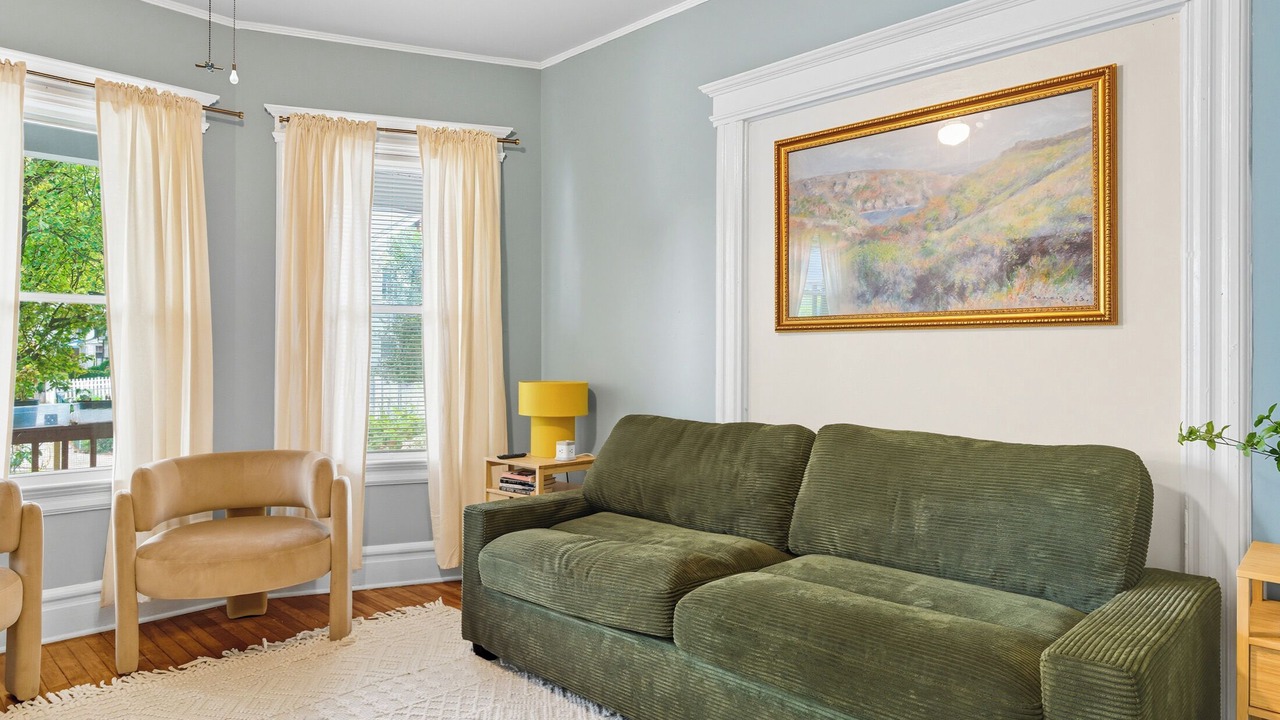 Photo of Livingroom in East Orange
