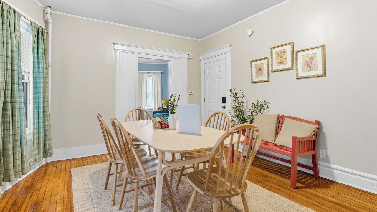 Photo of Livingroom in East Orange