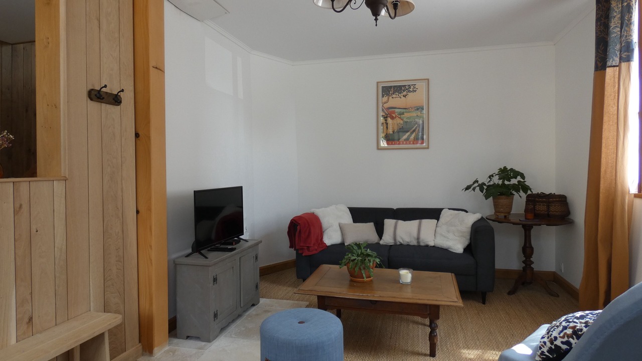 Photo of Livingroom in Le Mage