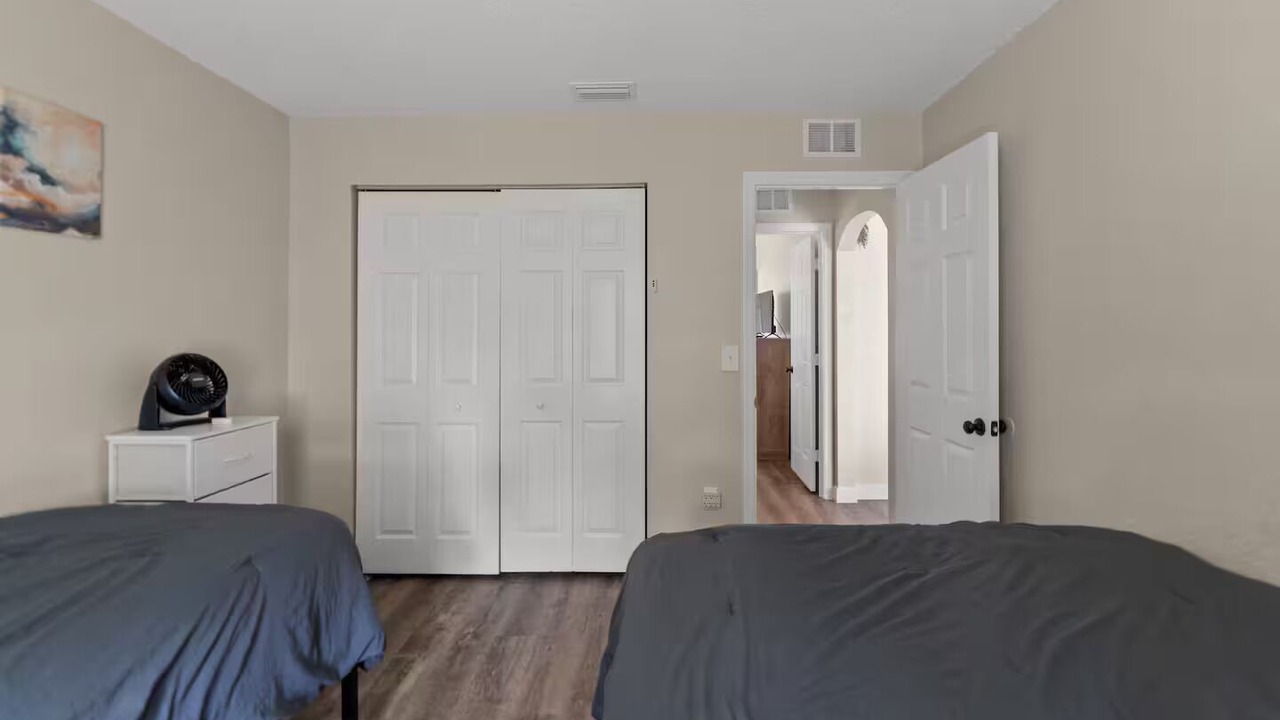 Photo of Others in Spring Hill
