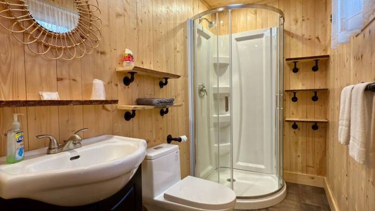Photo of Bathroom in Pohenegamook