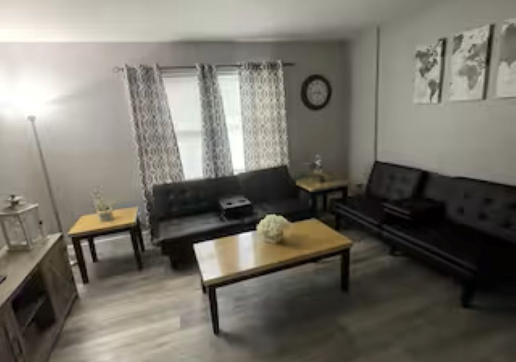 Photo of Livingroom in Cary