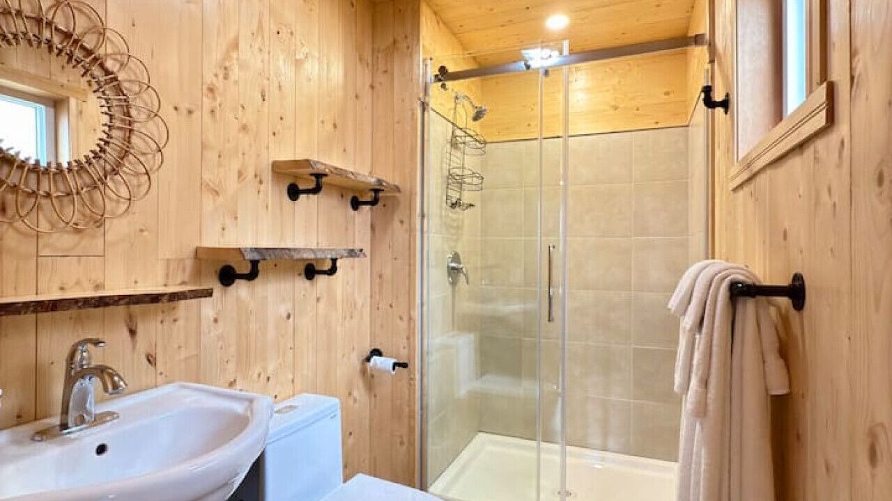 Photo of Bathroom in Pohenegamook