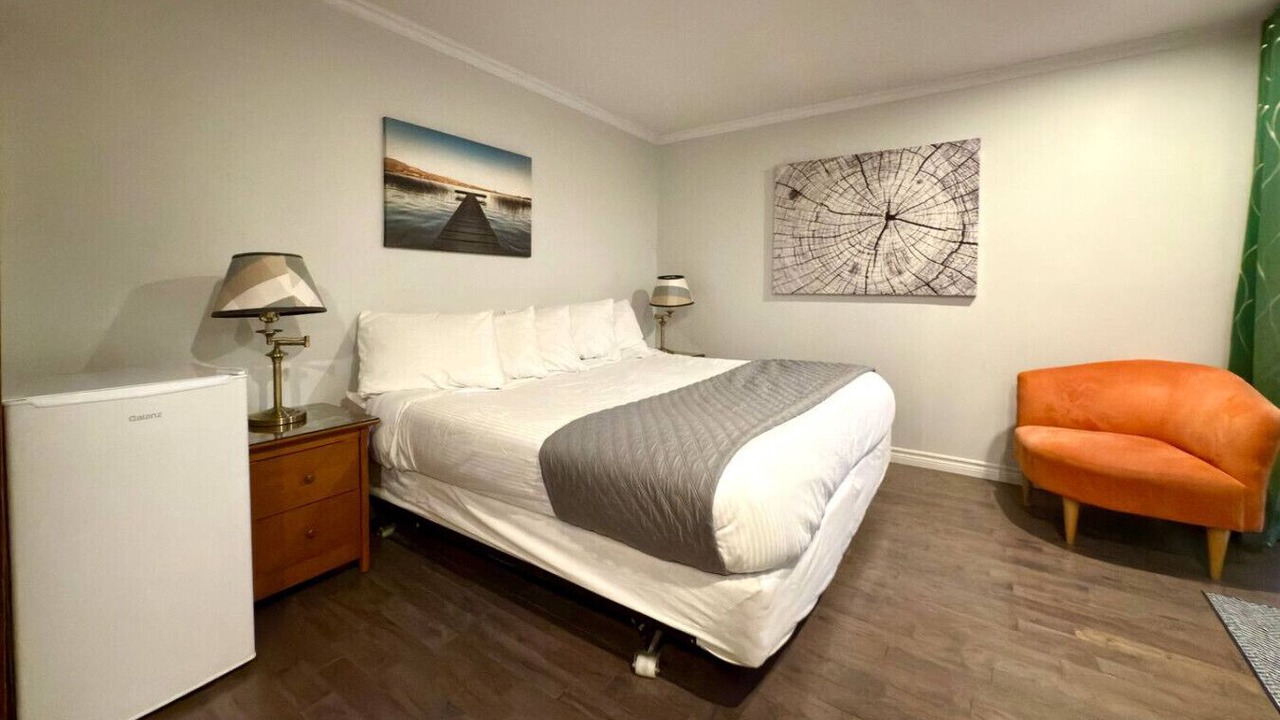 Photo of Bedroom in Pohenegamook