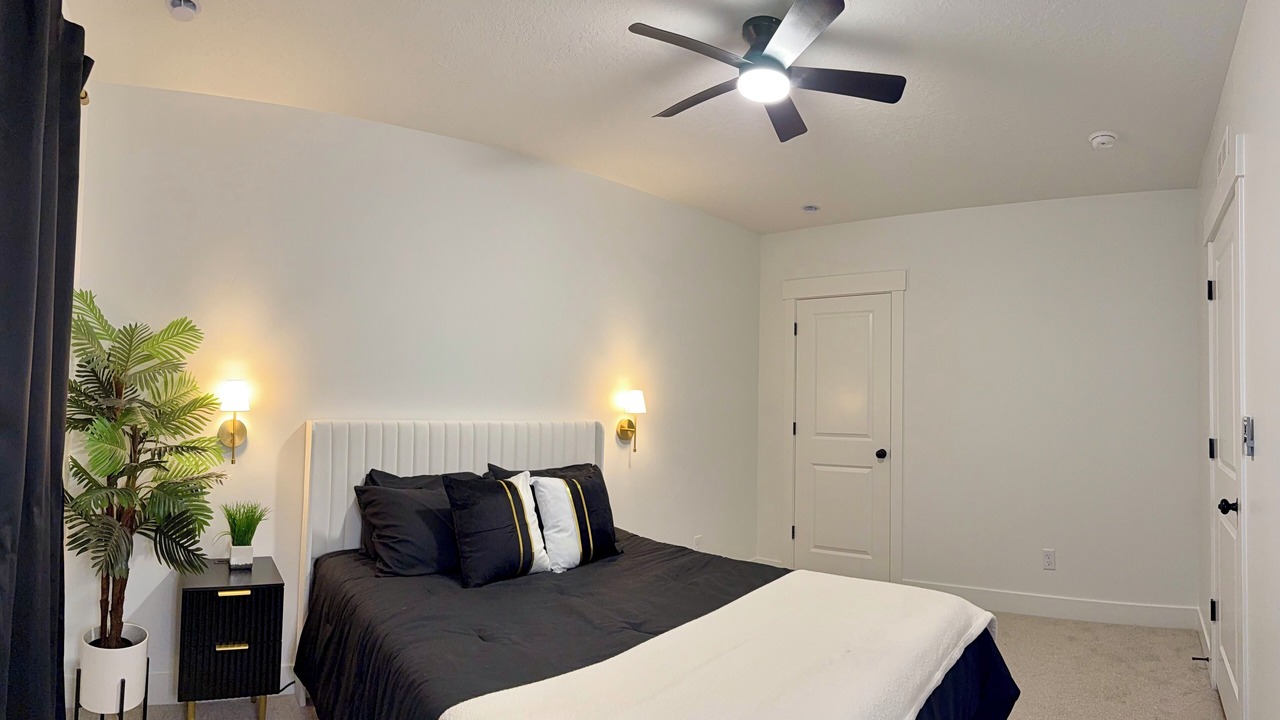 Photo of Bedroom in Eagle Mountain