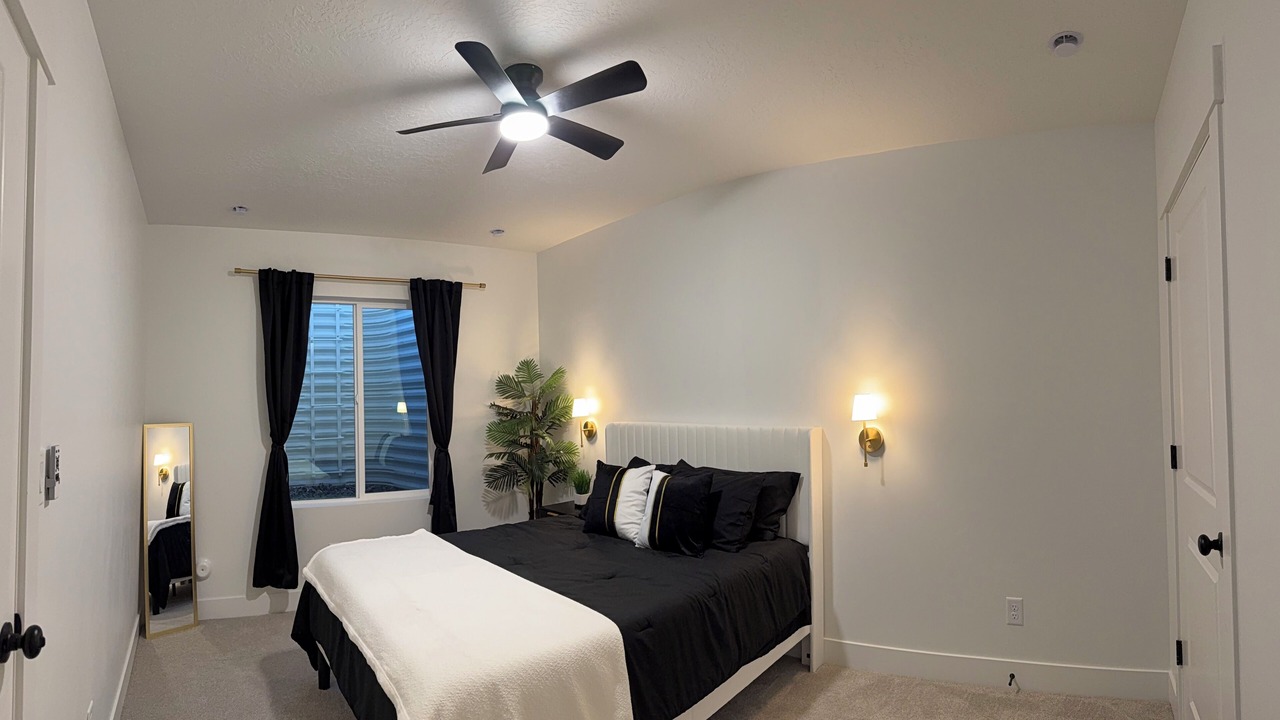 Photo of Bedroom in Eagle Mountain