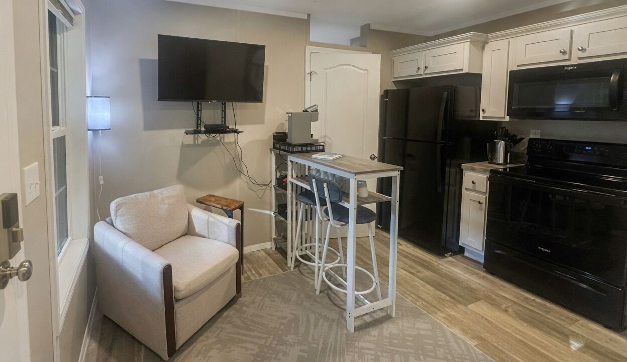 Photo of Bedroom in Oakland