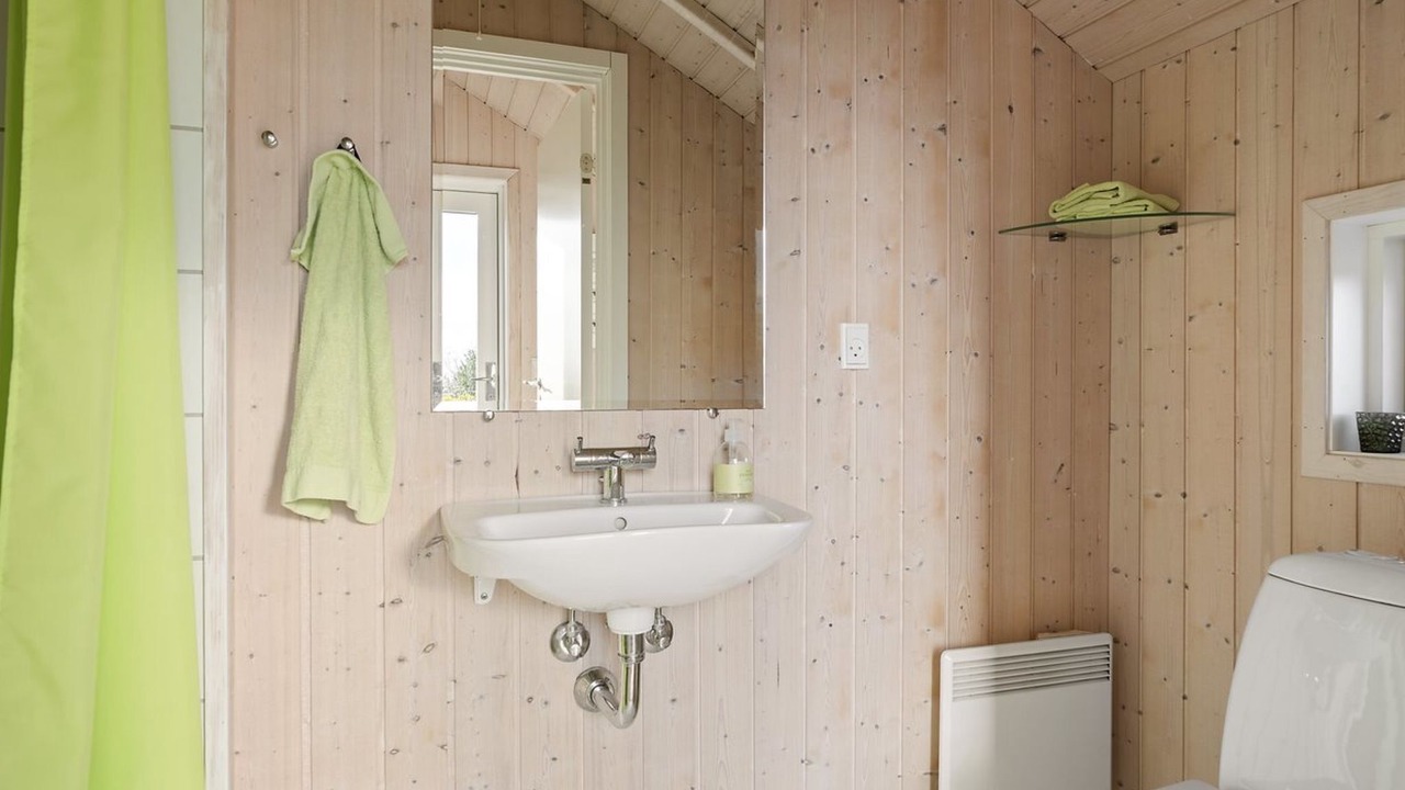 Photo of Bathroom in Bog By