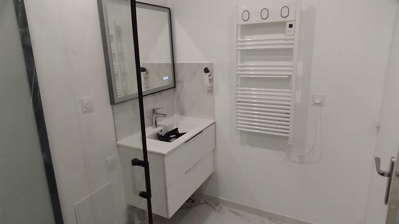 Photo of Bathroom in Chateauroux