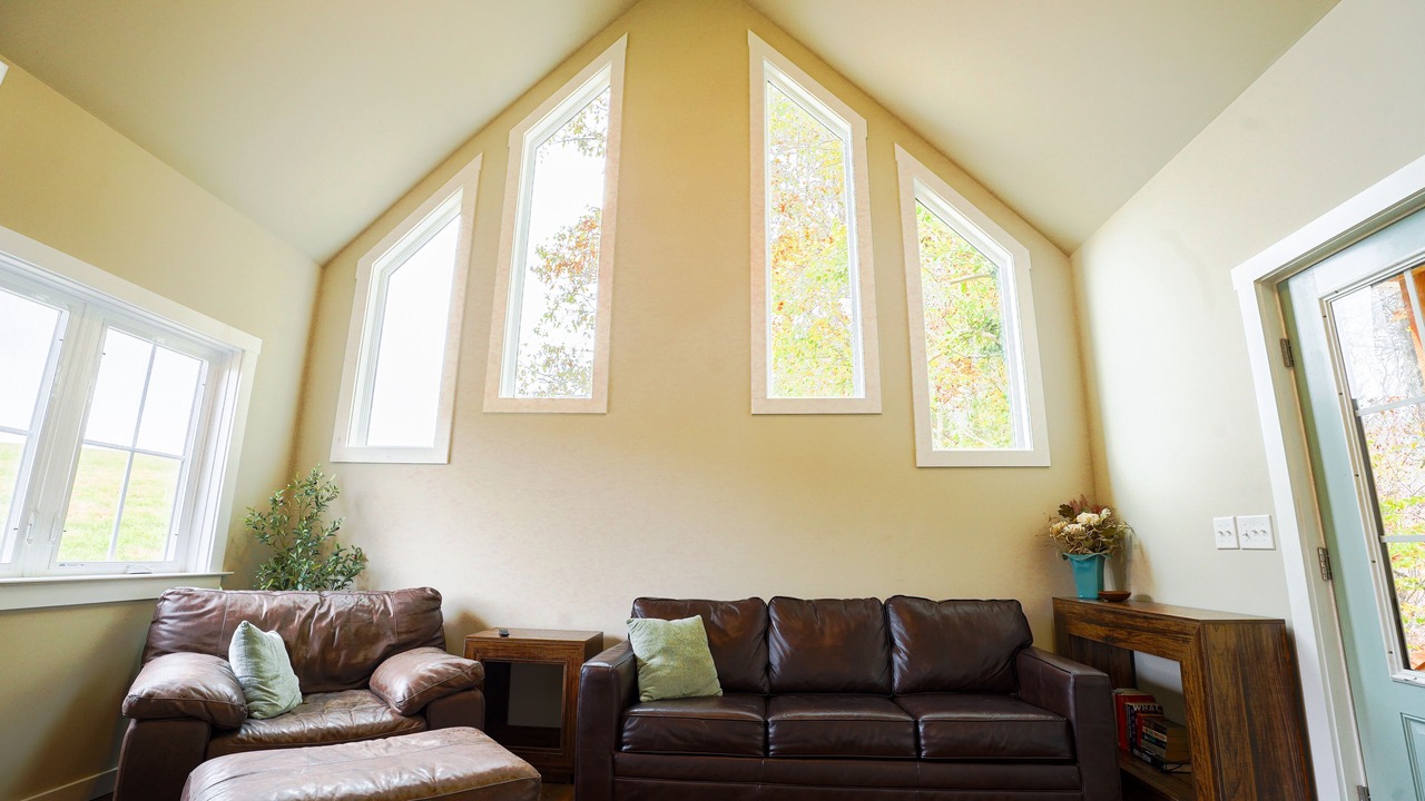 Photo of Livingroom in Patrick Henry