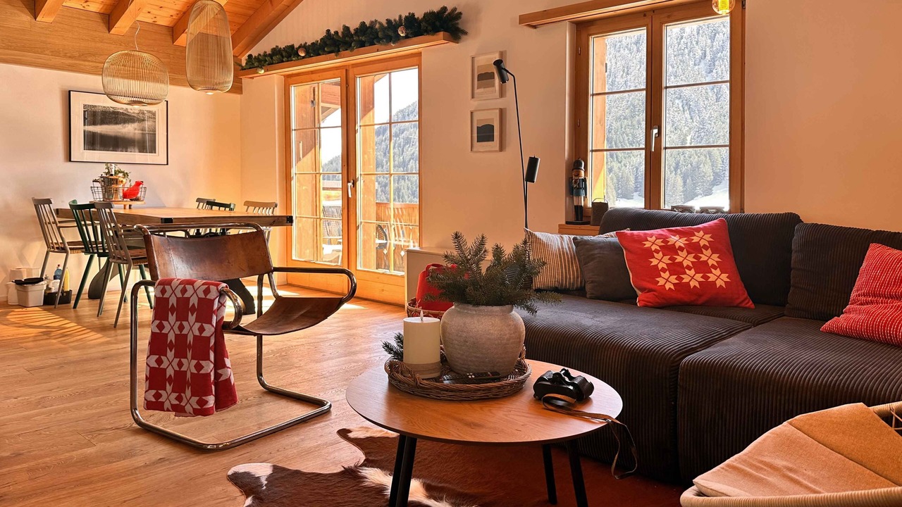 Photo of Livingroom in Tujetsch