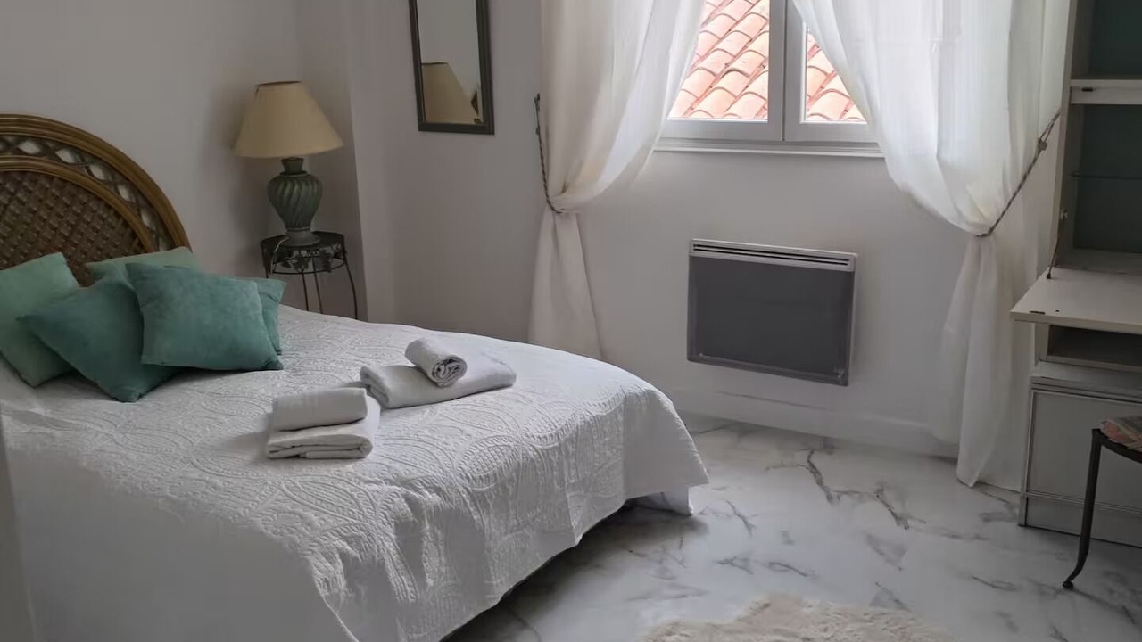 Photo of Bedroom in Lanzac