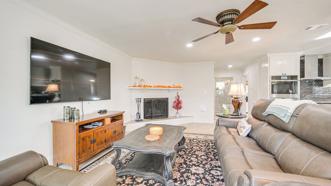 Photo of Livingroom in Granite Shoals