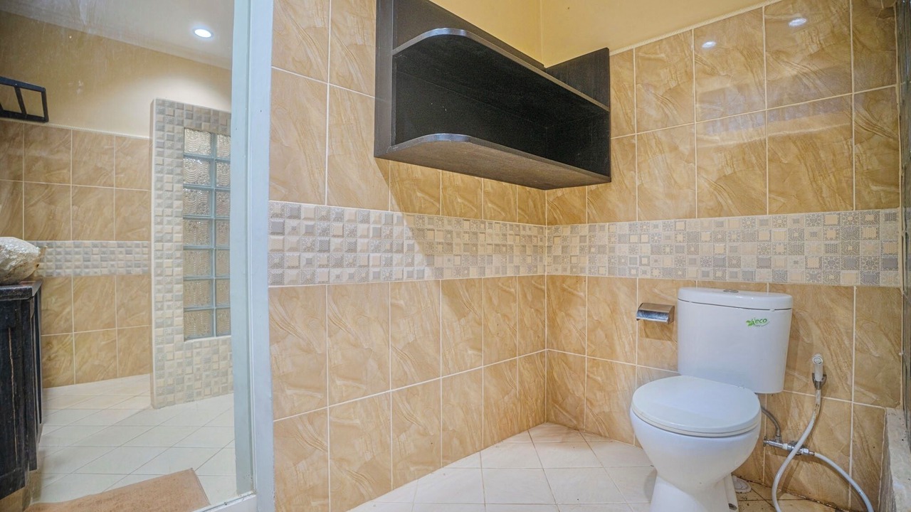 Photo of Bathroom in Kayu Putih