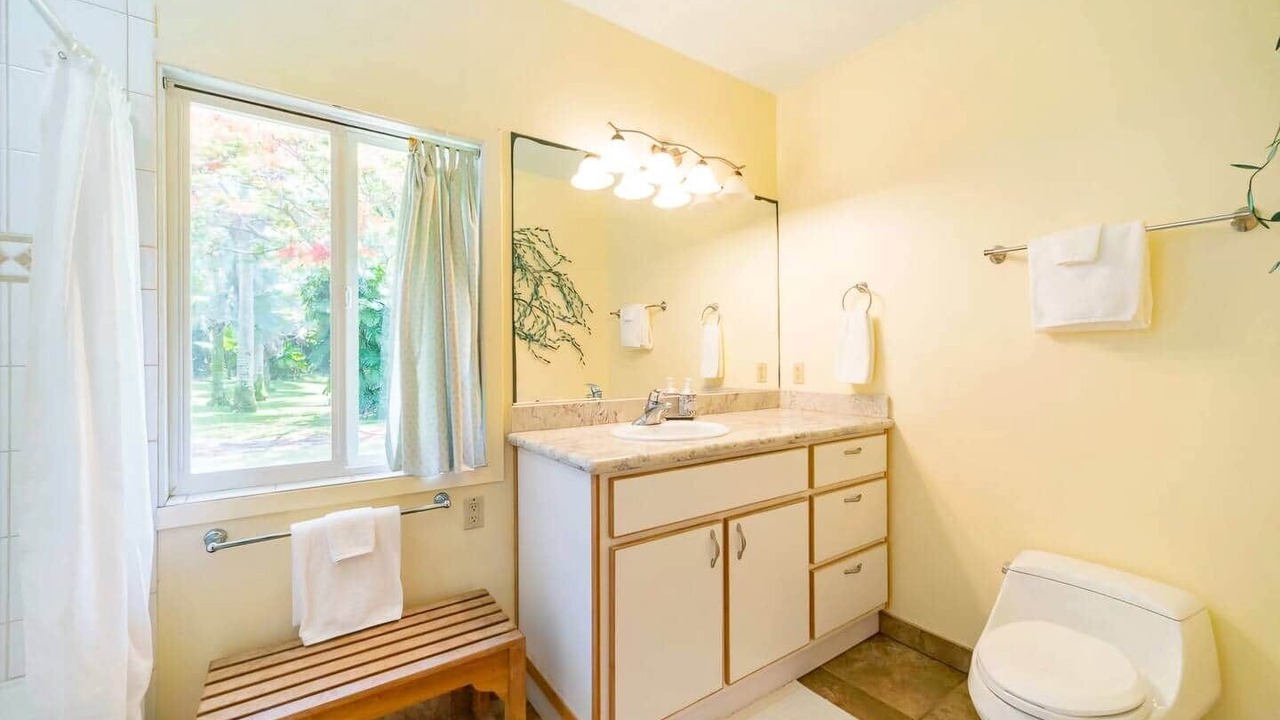 Photo of Others in Hakalau