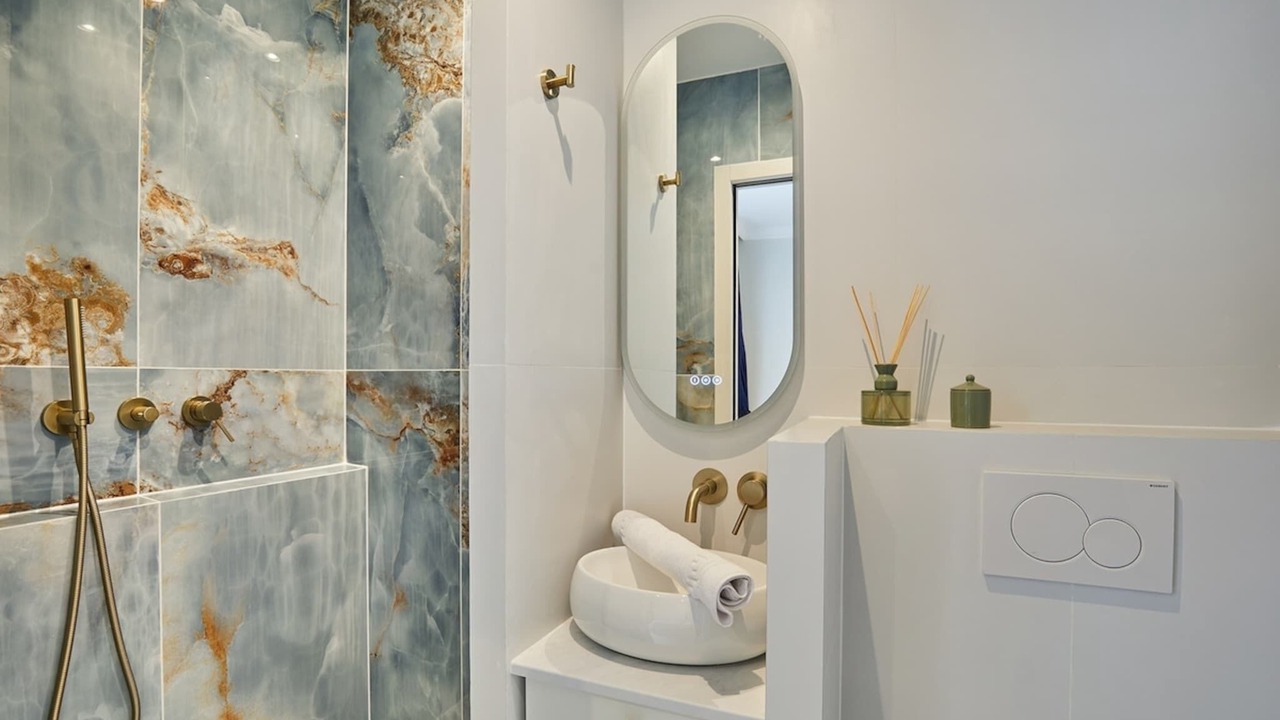 Photo of Bathroom in 7th Arrondissement