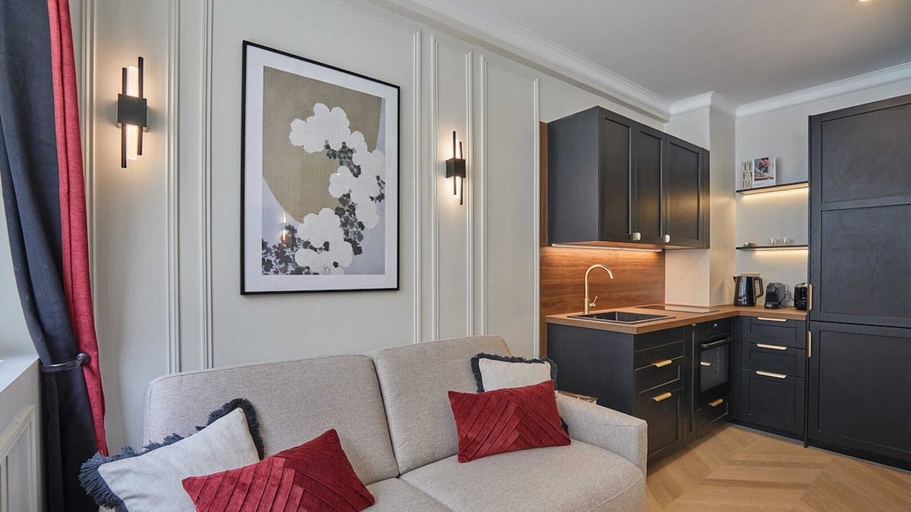 Photo of Livingroom in 7th Arrondissement