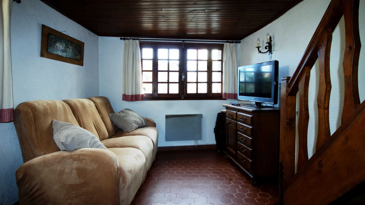 Photo of Others in Estavar