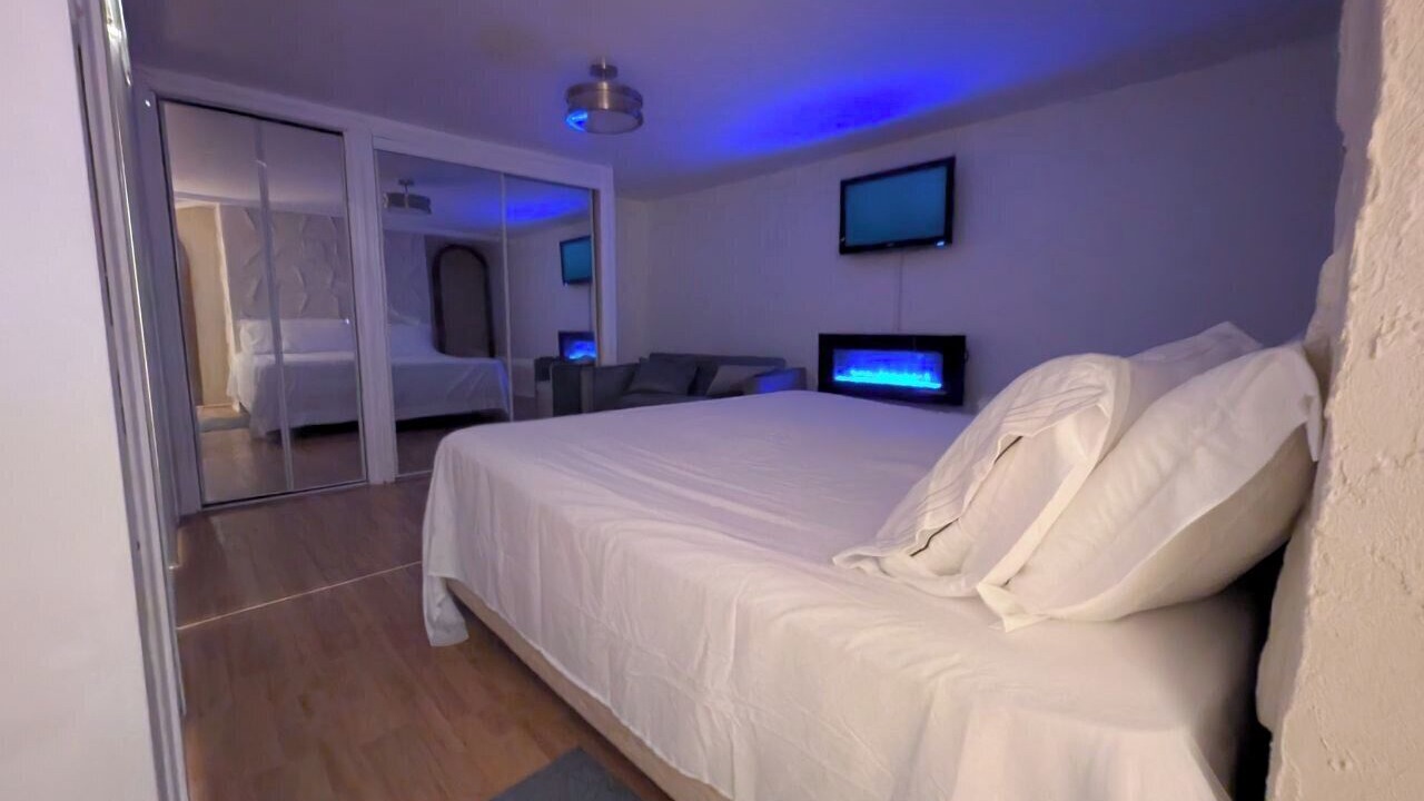 Photo of Bedroom in Bois-des-Filion