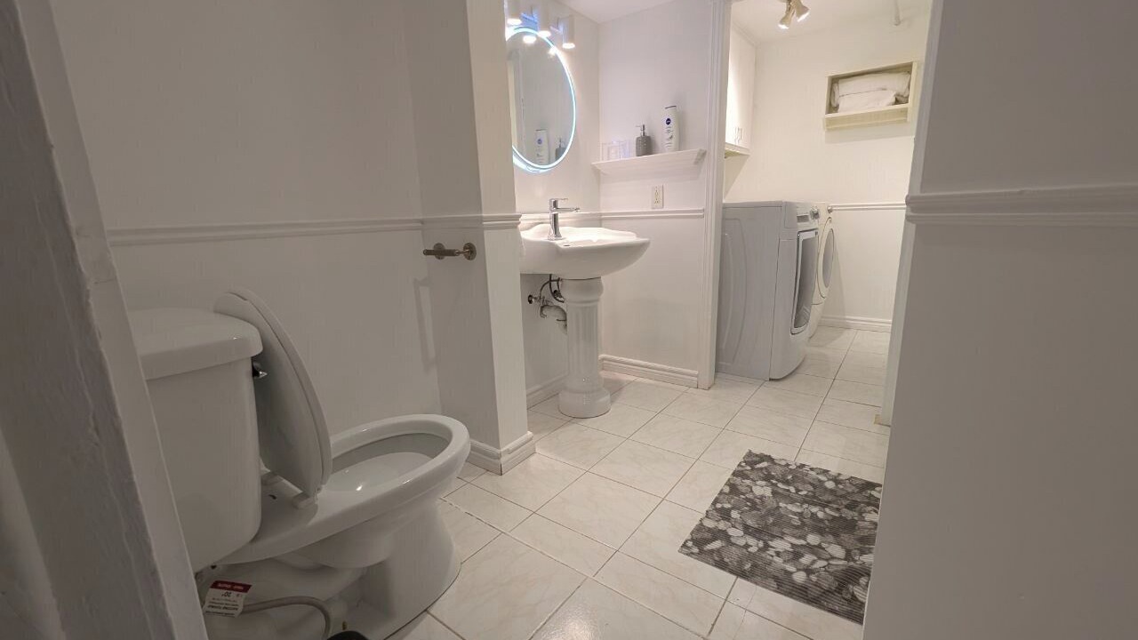 Photo of Bathroom in Bois-des-Filion