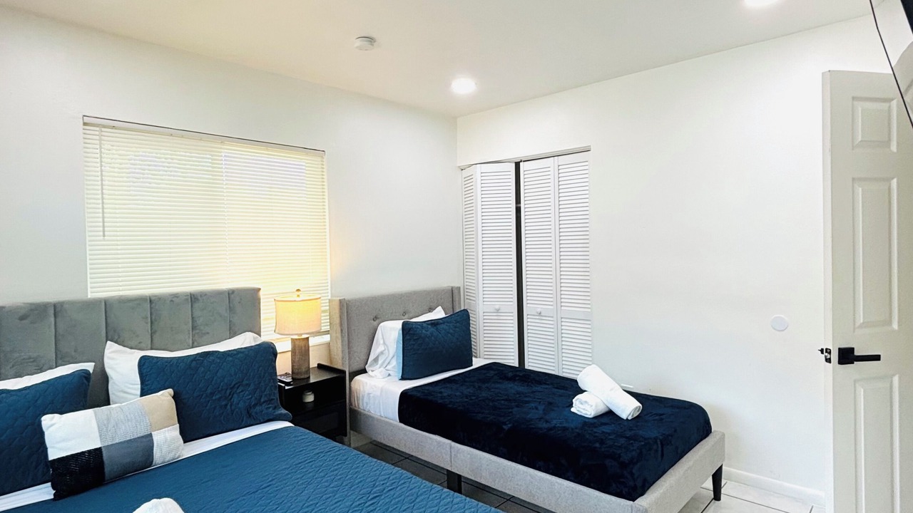 Photo of Bedroom in Miami Gardens