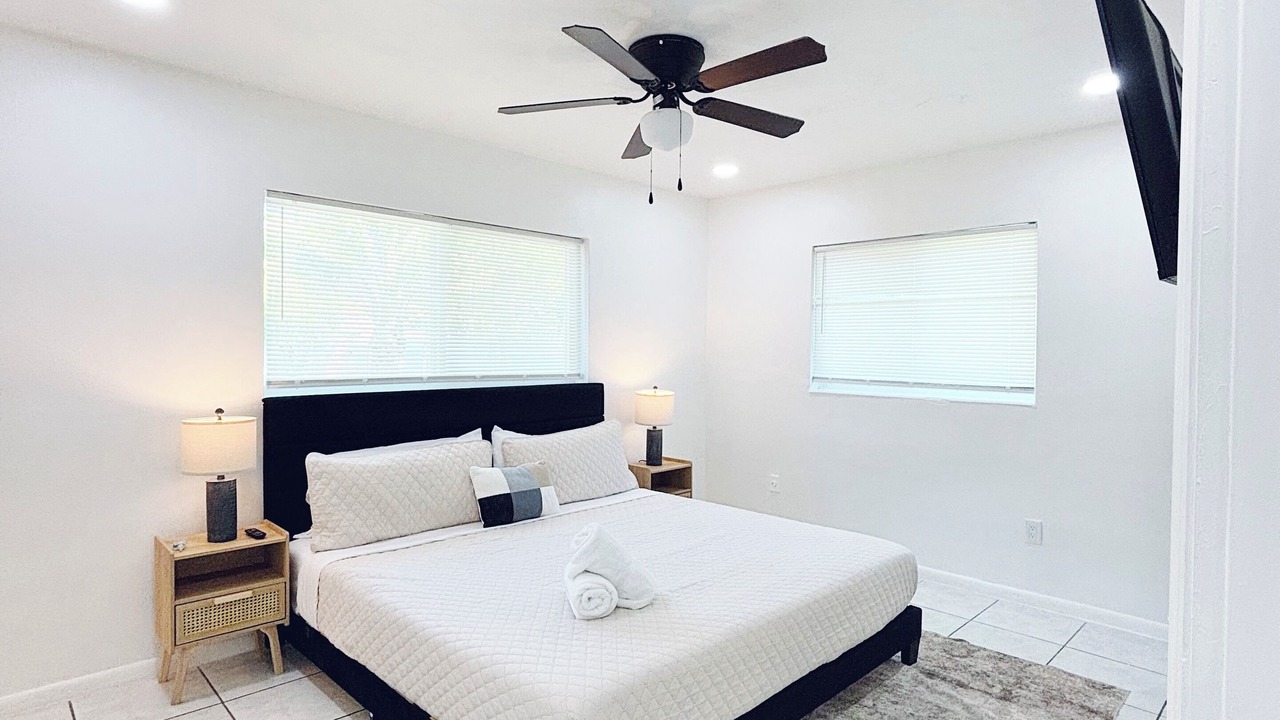 Photo of Bedroom in Miami Gardens
