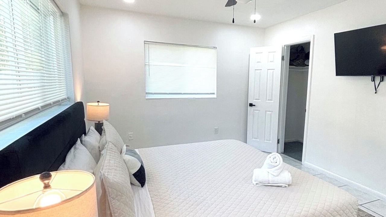 Photo of Bedroom in Miami Gardens