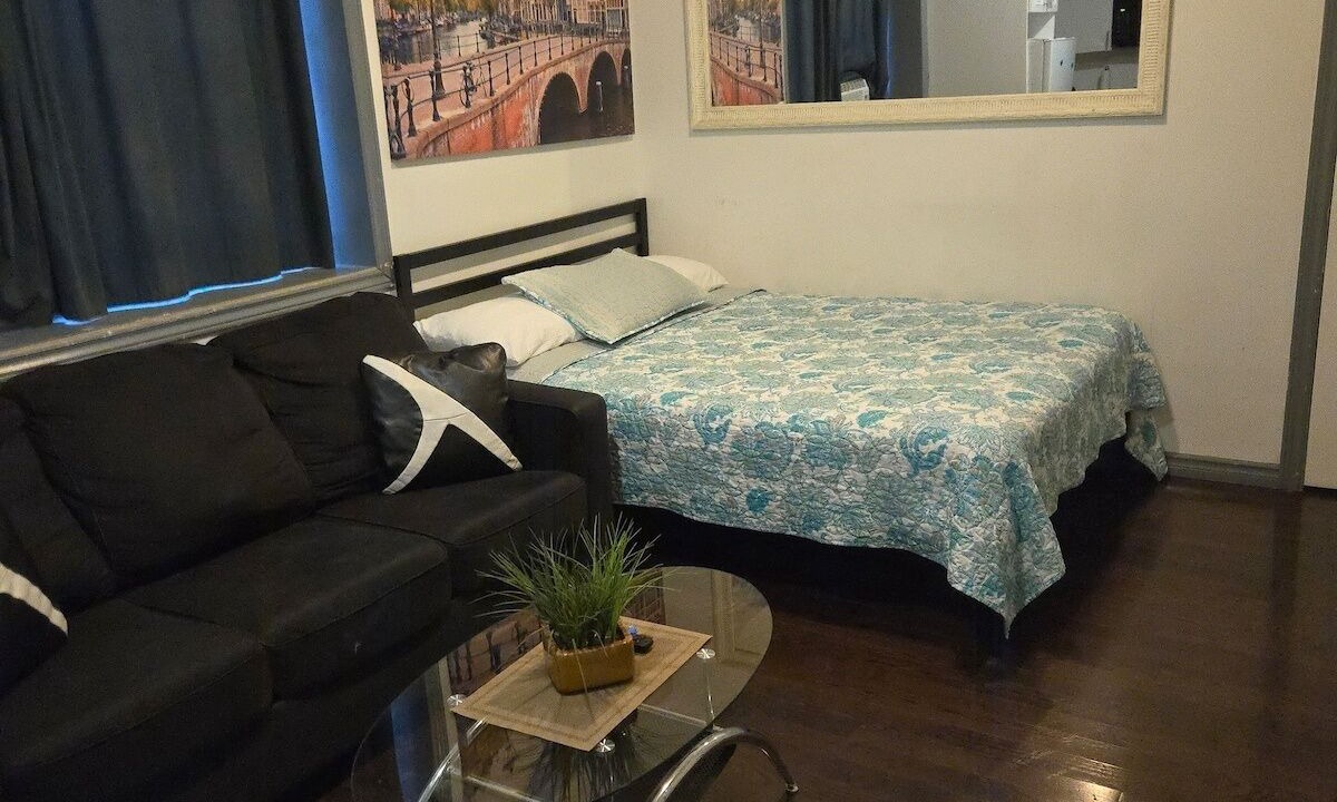 Photo of Bedroom in Downtown Ottawa