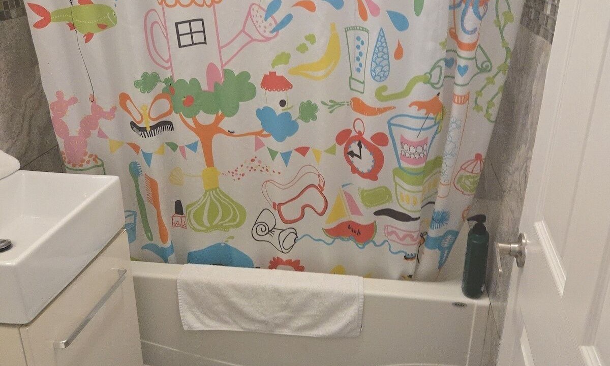 Photo of Bathroom in Downtown Ottawa
