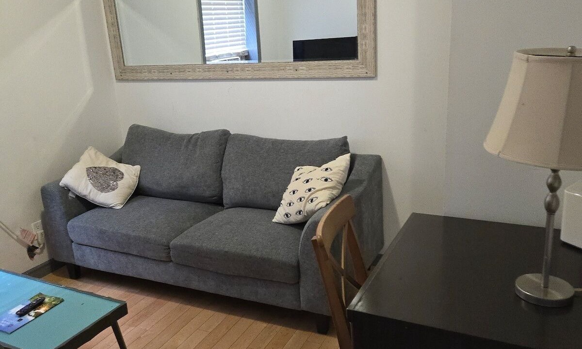 Photo of Livingroom in Downtown Ottawa
