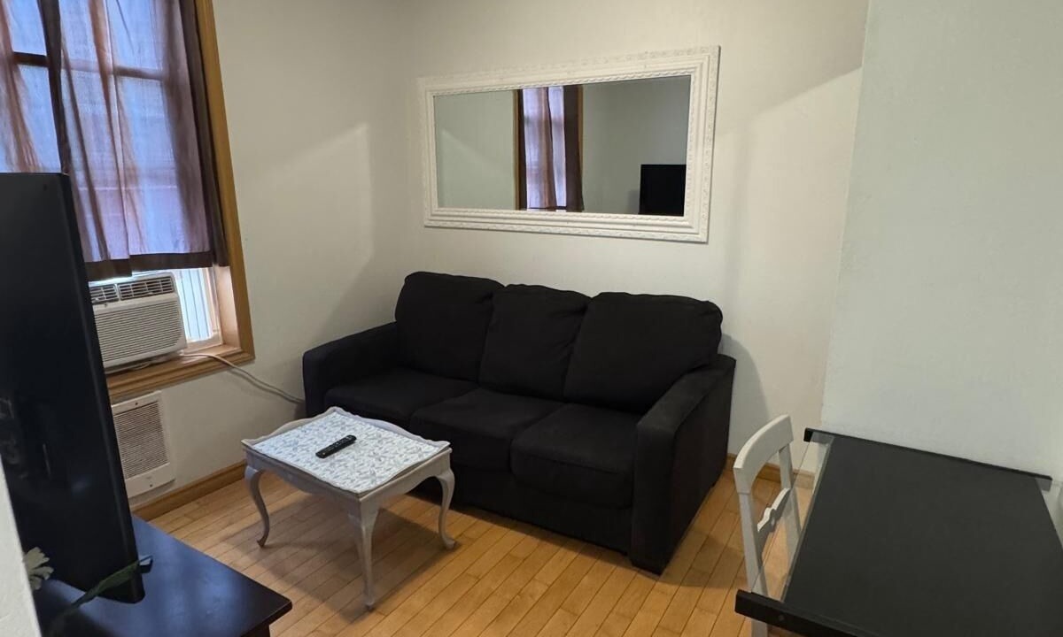 Photo of Livingroom in Downtown Ottawa