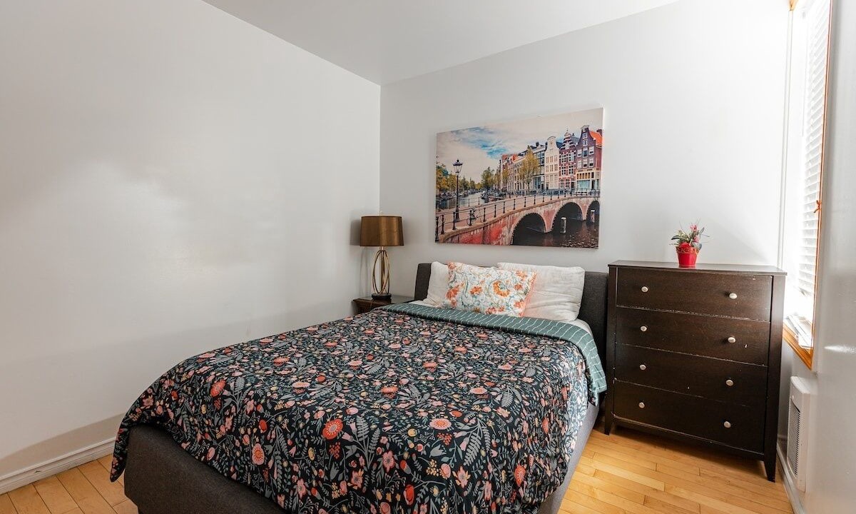 Photo of Bedroom in Downtown Ottawa