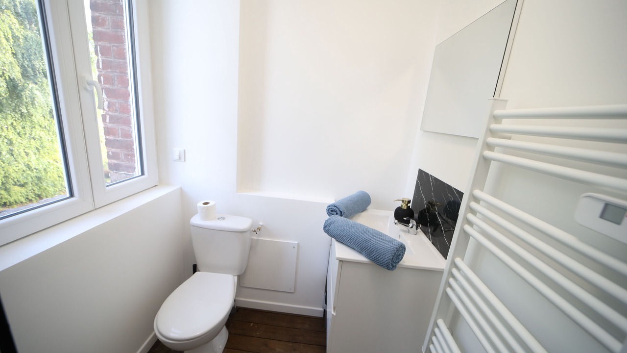 Photo of Bathroom in Cambrai