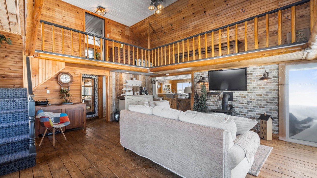 Photo of Livingroom in Prince County