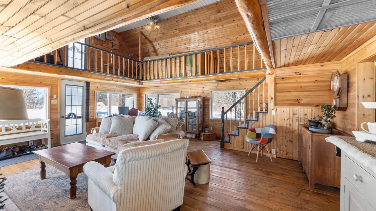 Photo of Livingroom in Prince County