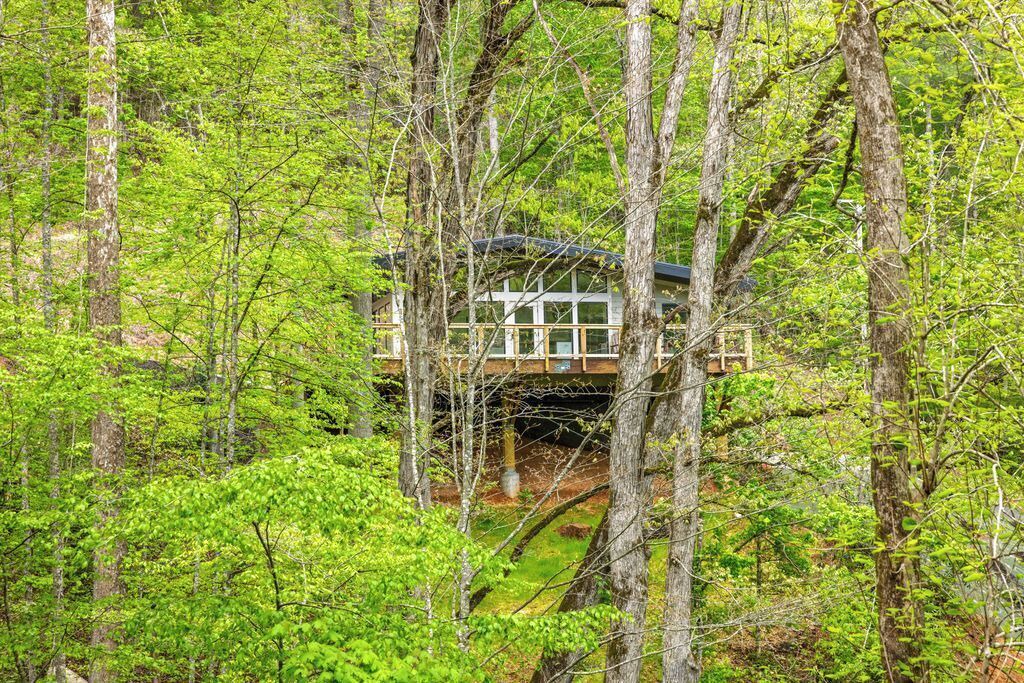 Photo of Outdoor in Wesser