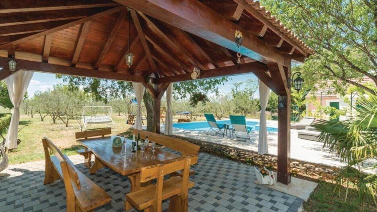 Photo of Outdoor in Drnis