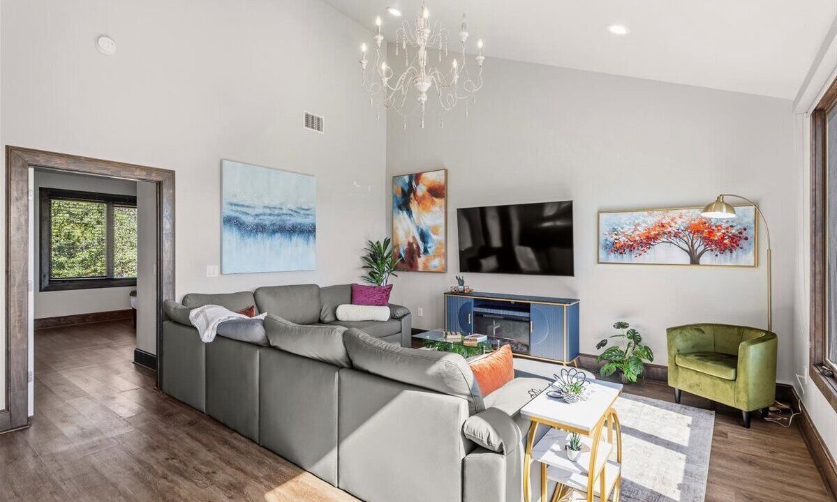 Photo of Livingroom in Spicewood