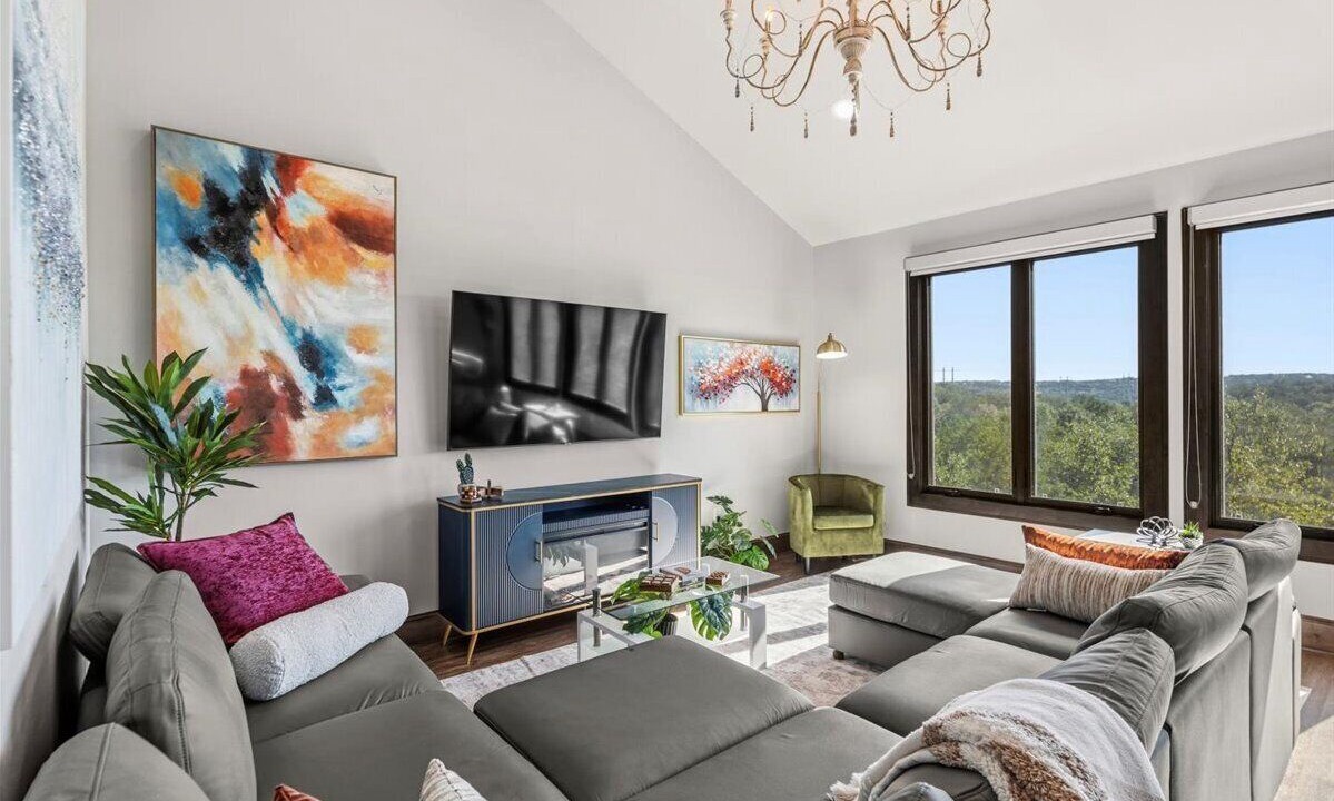 Photo of Livingroom in Spicewood