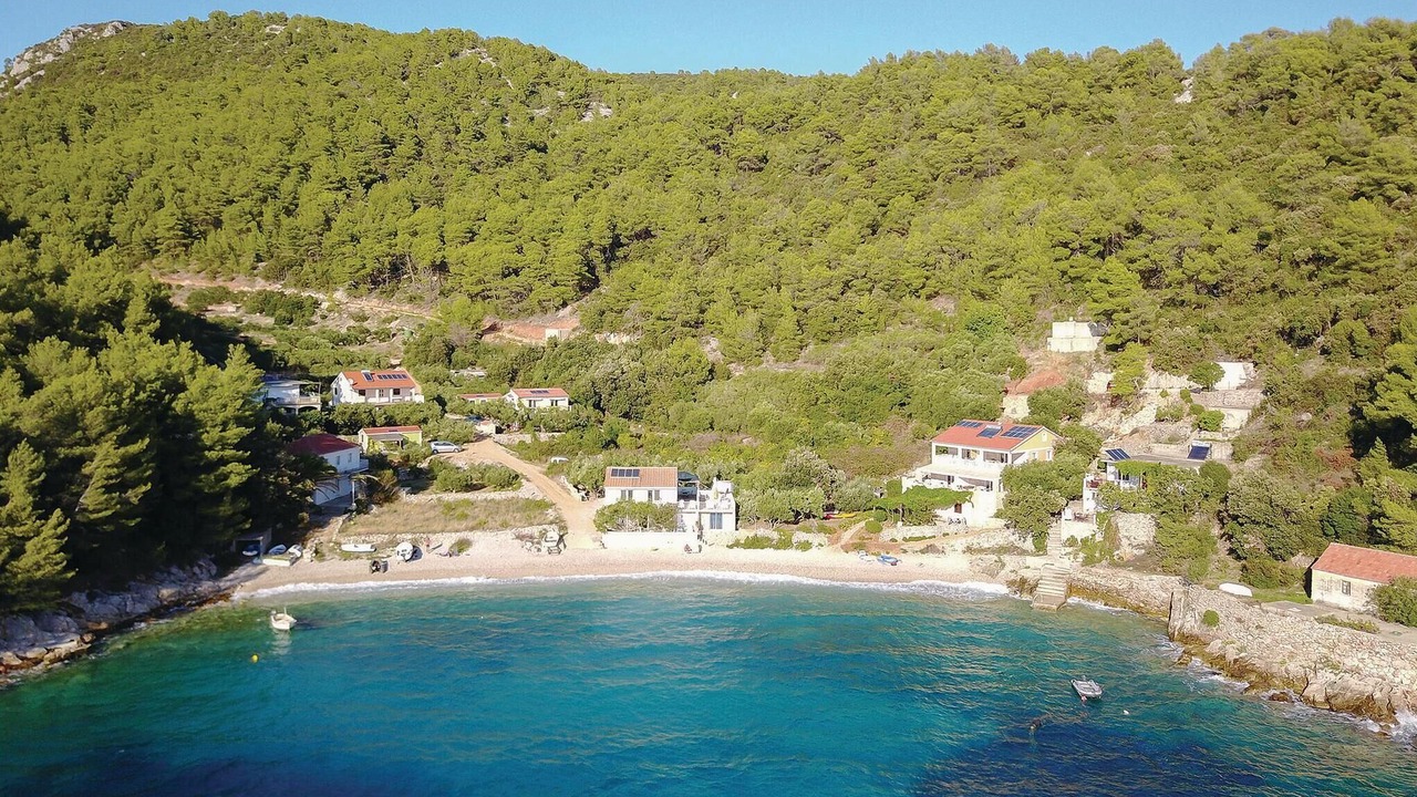 Photo of Others in Pokrivenik