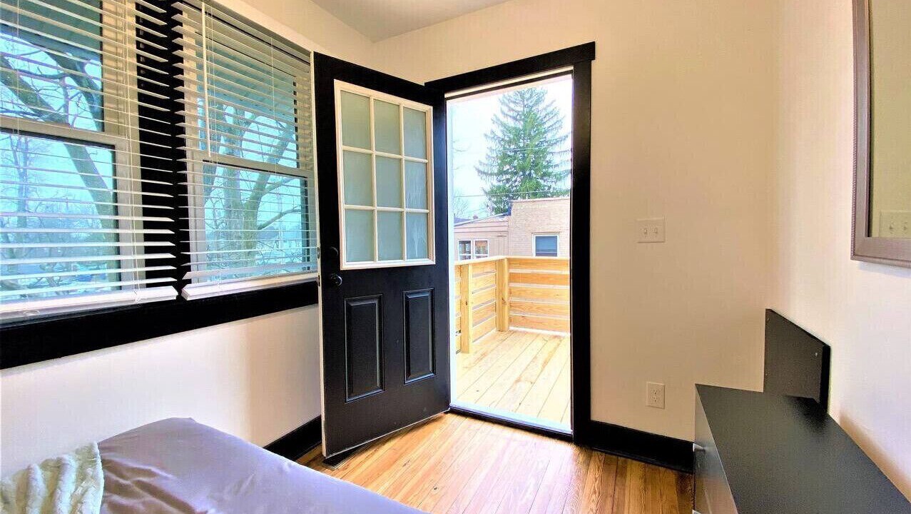 Photo of Bedroom in Old North Columbus