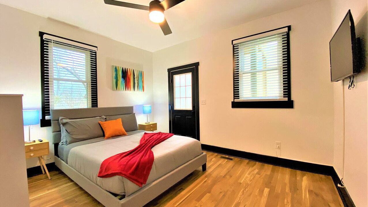 Photo of Bedroom in Old North Columbus
