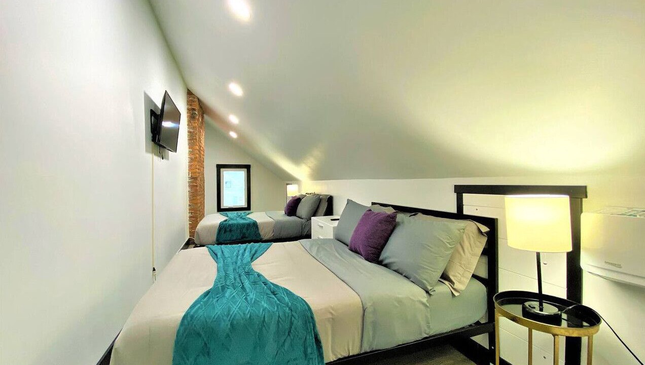 Photo of Bedroom in Old North Columbus