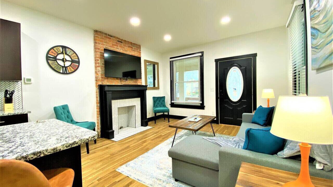 Photo of Livingroom in Old North Columbus